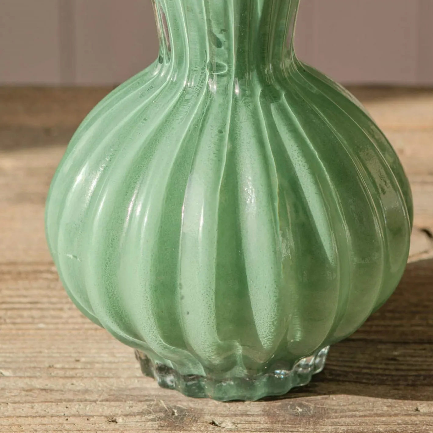 Graham & Green Vases & Plant Pots<Medium Green Fluted Ruffle Vase