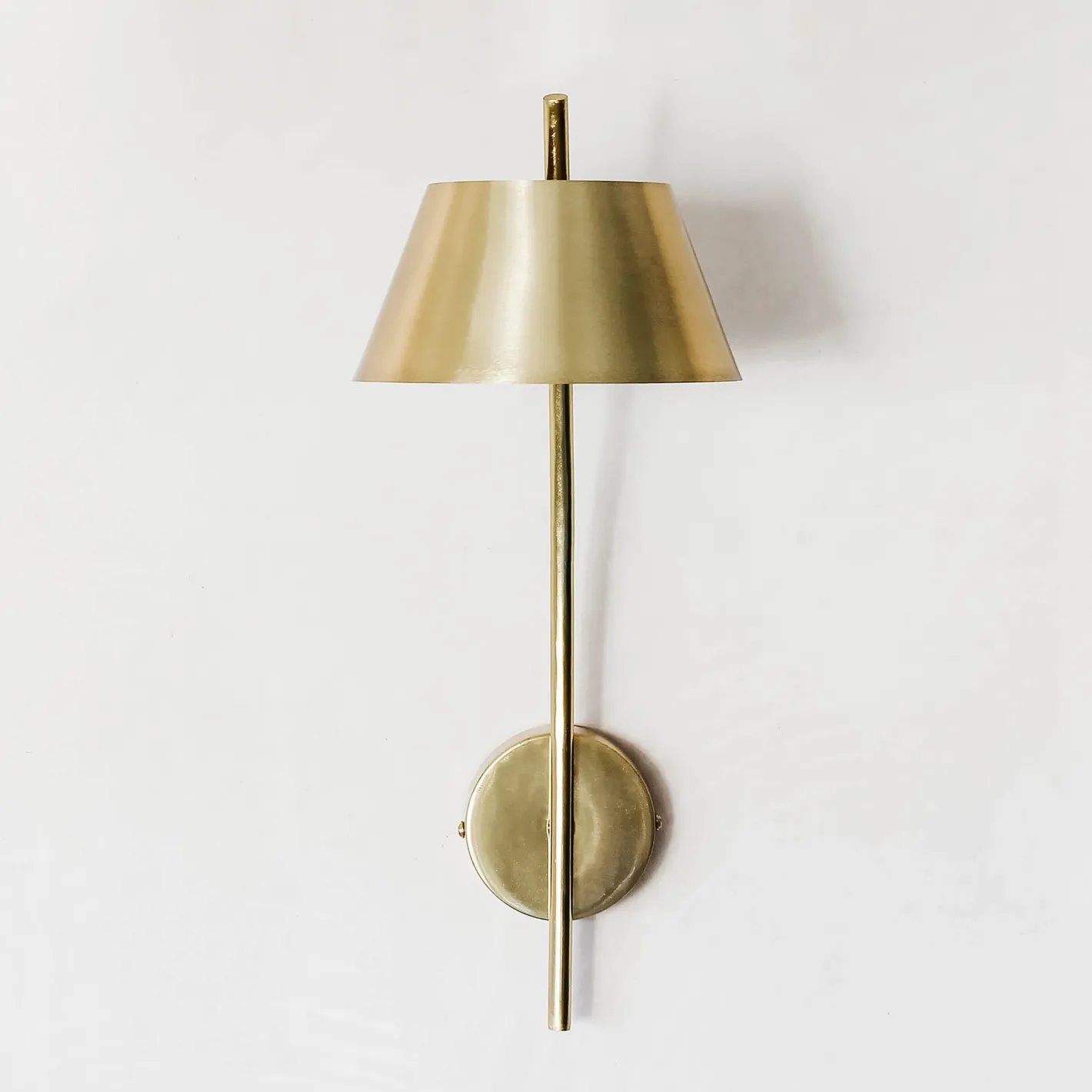Graham & Green Wall Lights & Sconces<Miller Brass Wall Light
