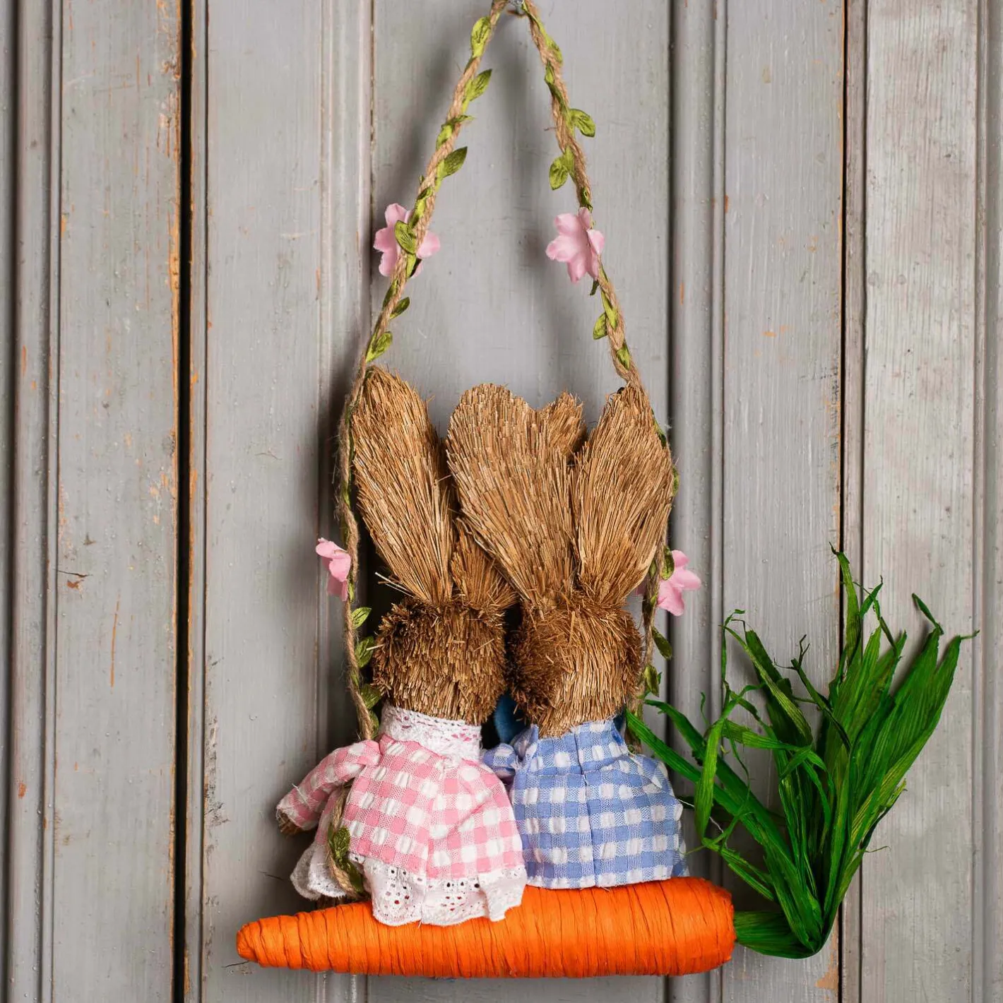 Graham & Green Decorative Accessories<Mr & Mrs Bunny On a Swing Decoration