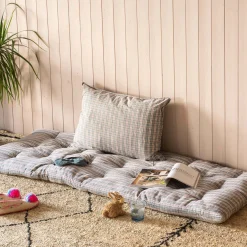 Graham & Green Seat Pads & Bed Rolls|Seat Pads & Bed Rolls<Natural and Blue Check Bed Roll