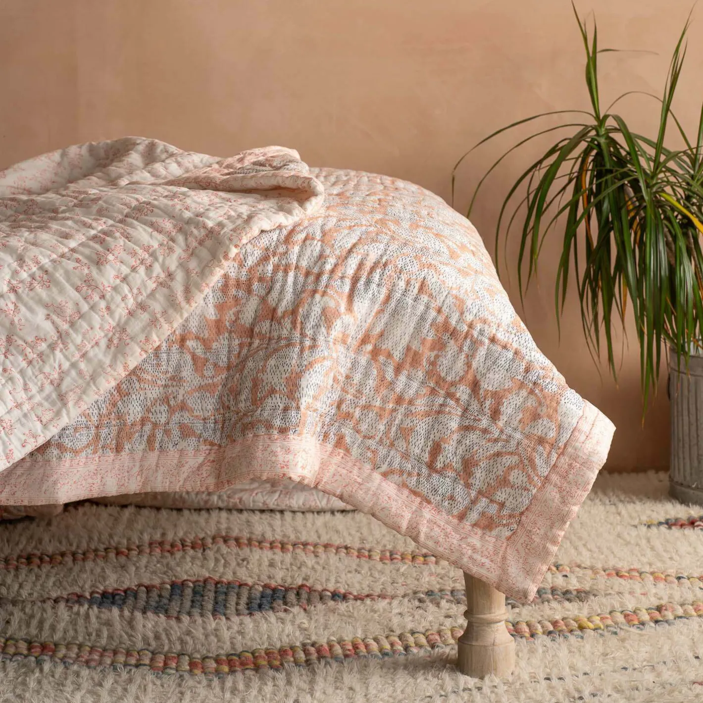 Graham & Green Quilts & Bedding<Natural Leaf Hand-Printed Quilt