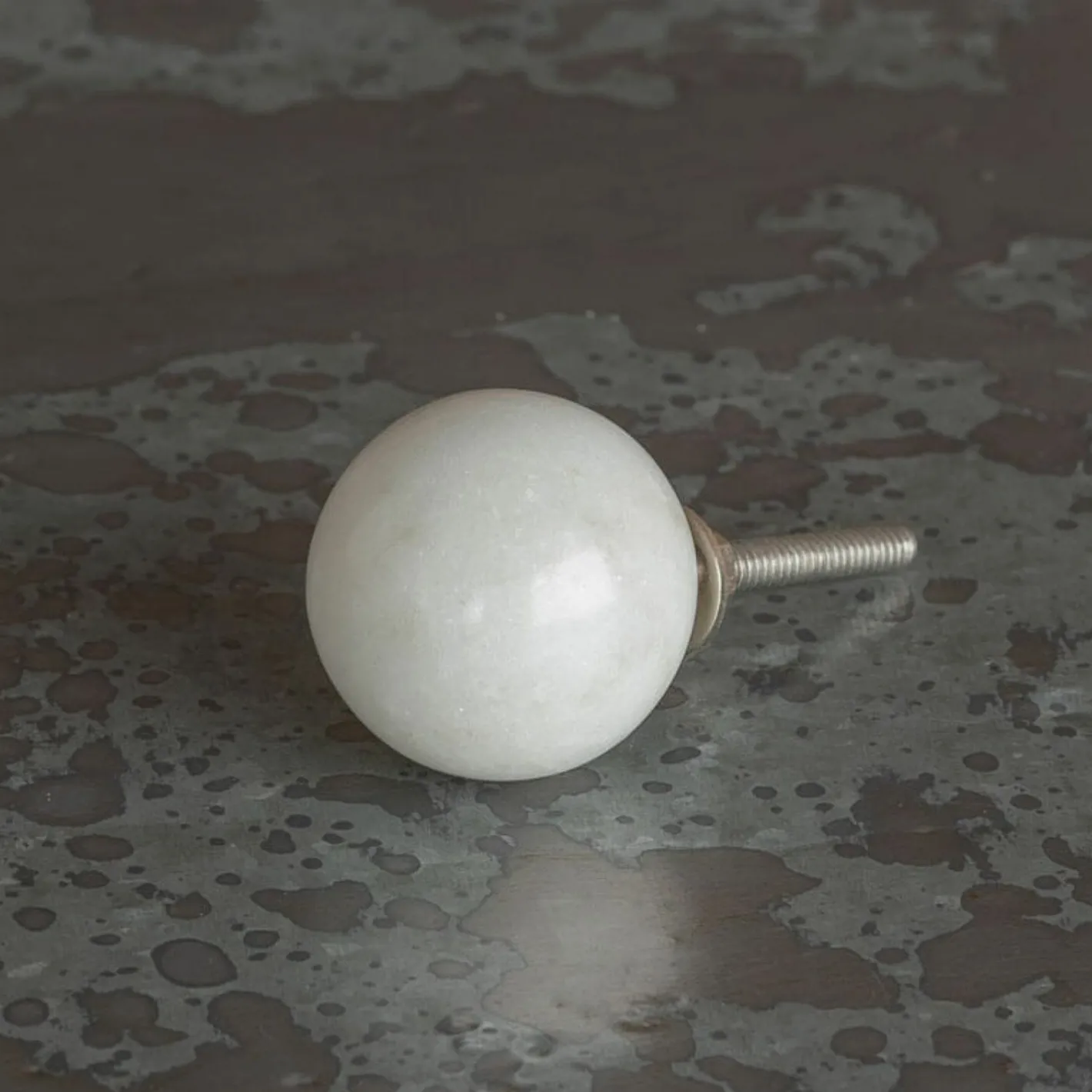 Graham & Green Knobs & Handles<Natural White Marble Round Knob