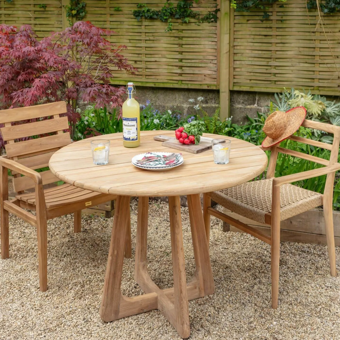 Graham & Green Garden Tables & Sets|Garden Tables & Sets<Noa 4 Seater Round Teak Outdoor Table