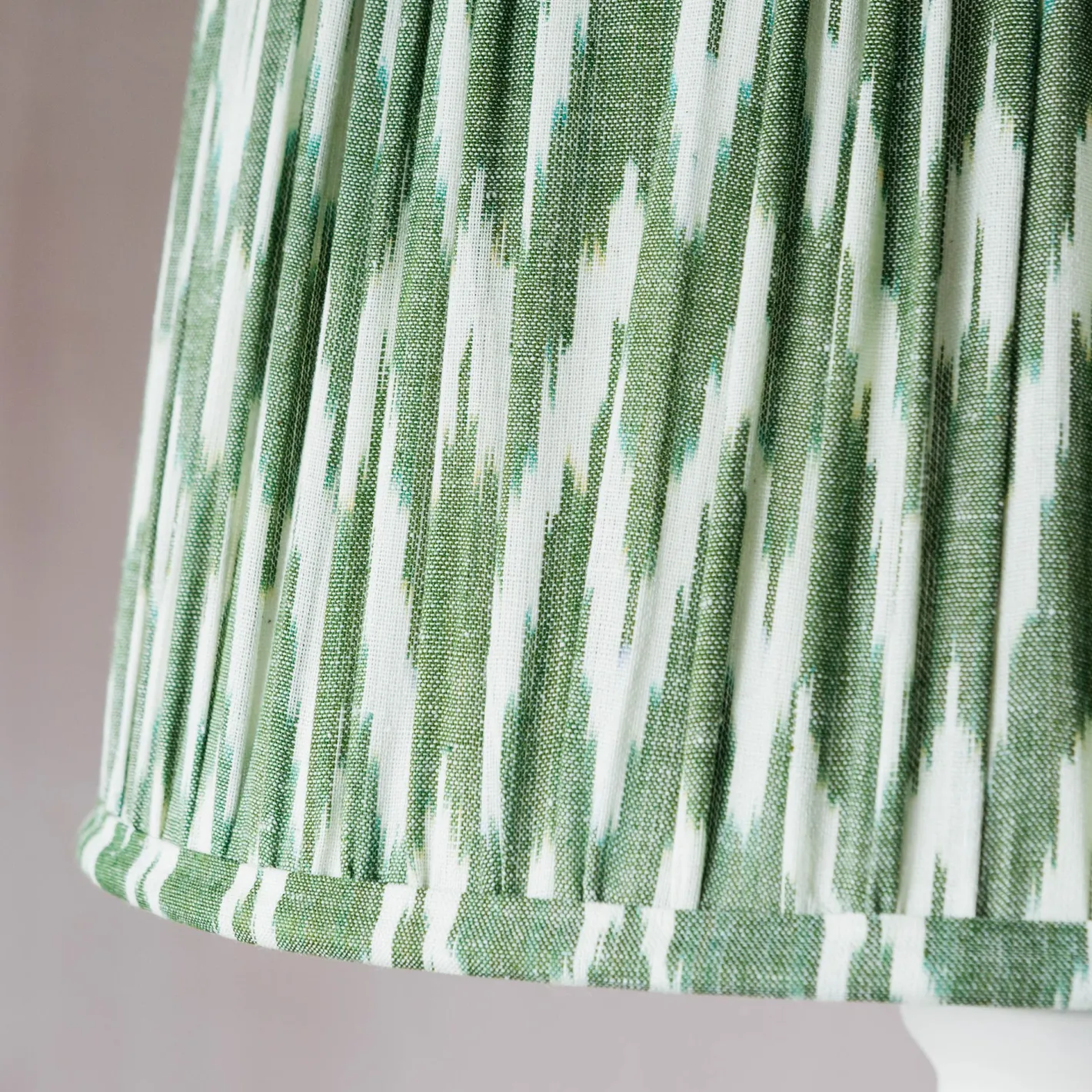 Graham & Green Lamp Shades<Olive Green Pleated Ikat Lamp Shades