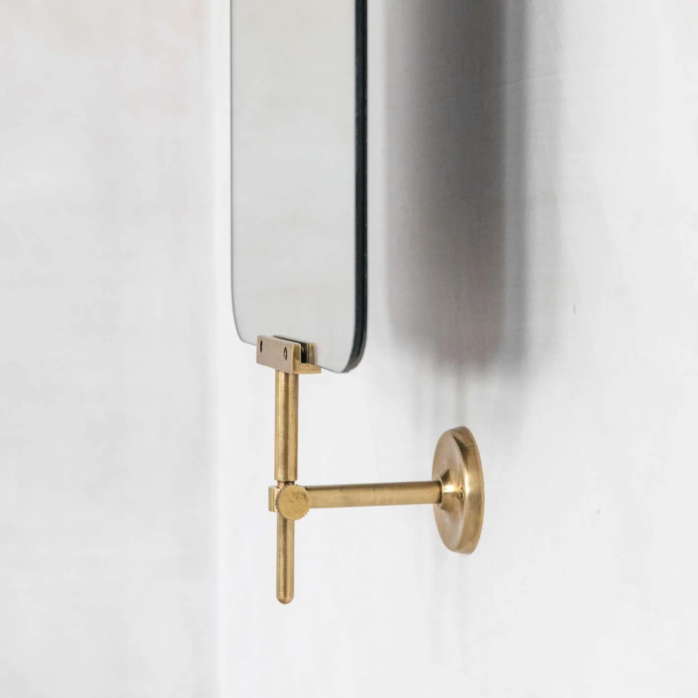 Graham & Green Bathroom Mirrors|Bathroom Mirrors<Orwell Slim Swivel Mirrors