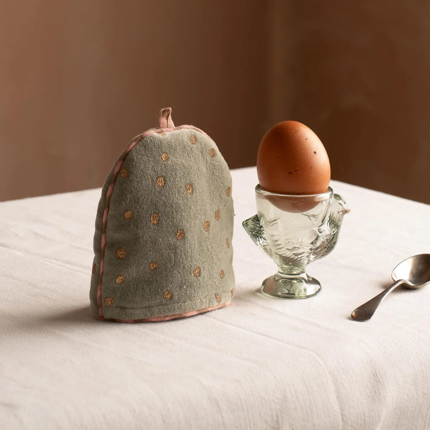 Graham & Green Tableware<Pale Sage Velvet with Gold Dots Egg Cosy