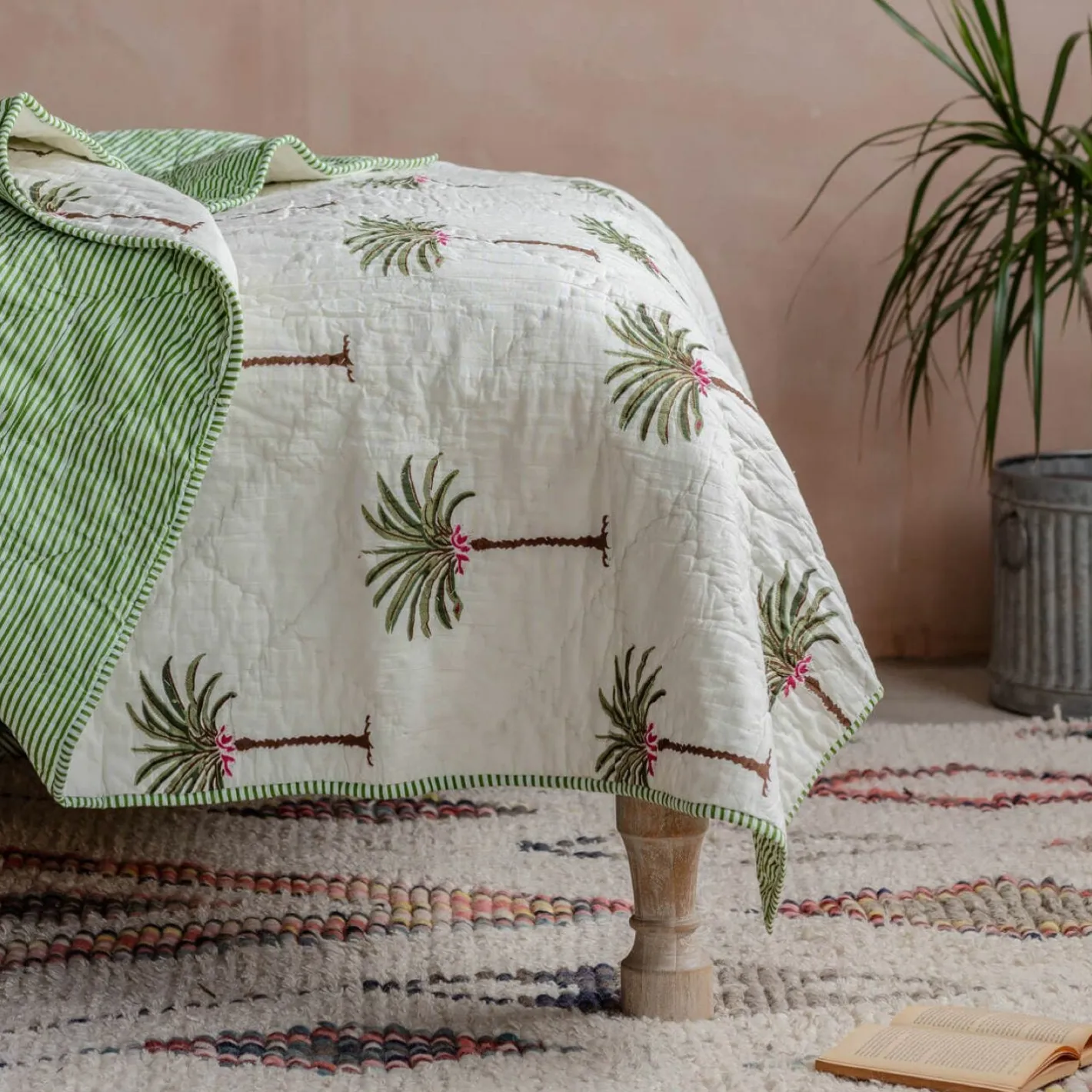 Graham & Green Quilts & Bedding<Palm Tree and Green Stripe Reversible King Size Quilt