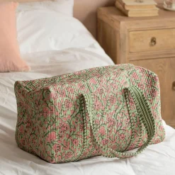 Graham & Green Bags<Pink & Green Floral Weekend Bag - Small
