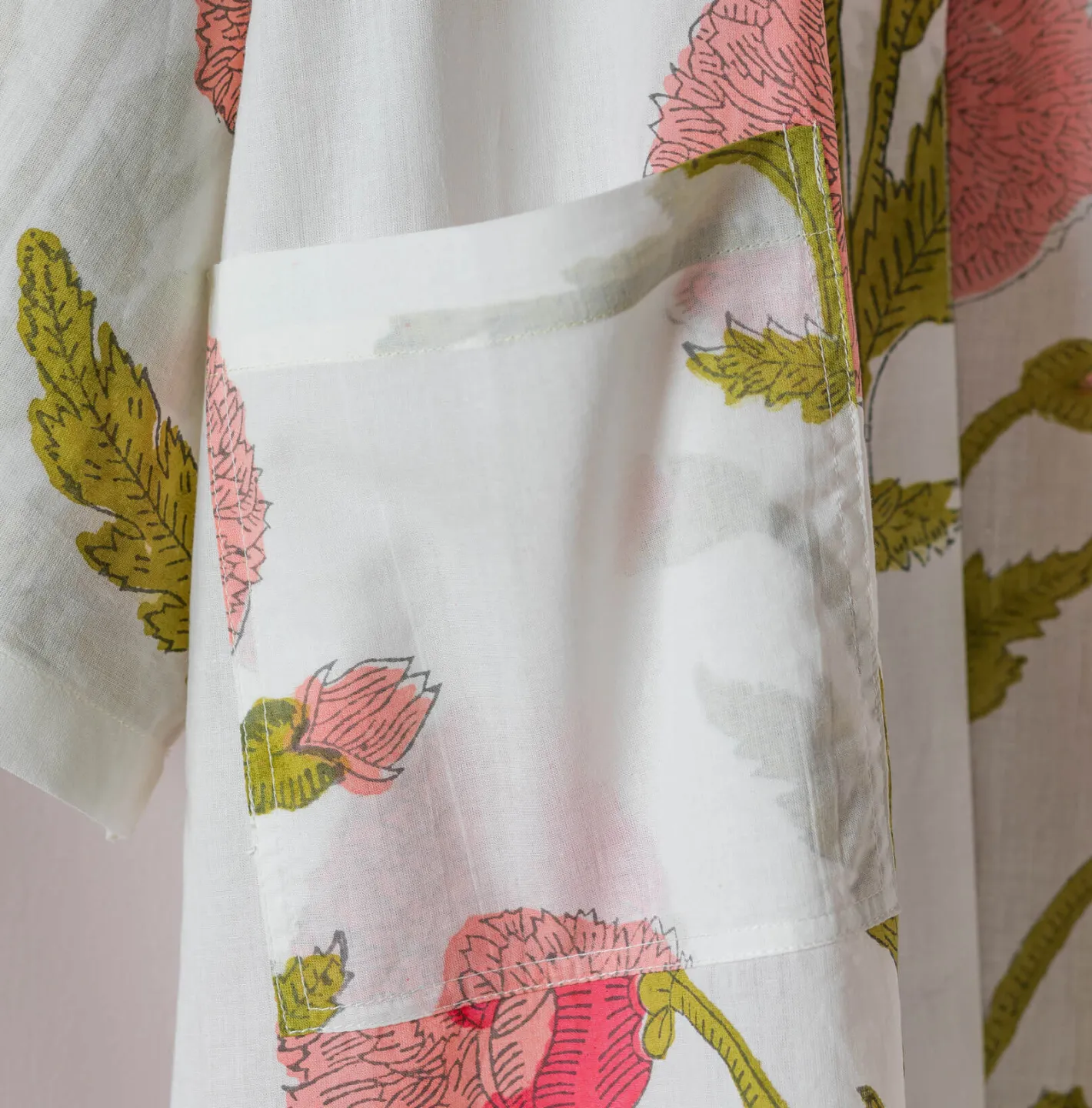 Graham & Green Loungewear<Pink Pavot Flower Block Printed Dressing Gowns
