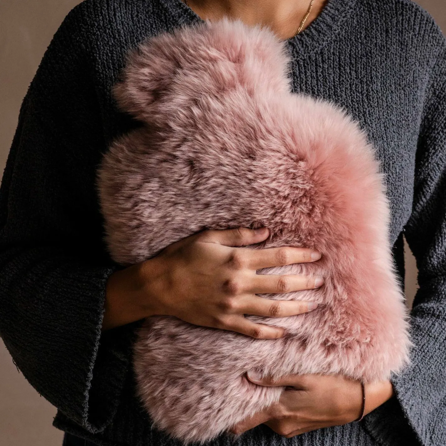 Graham & Green Hot Water Bottles<Pink Sheepskin Hot Water Bottle