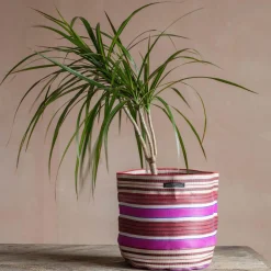 Graham & Green Vases & Plant Pots<Pink Woven Plant Pot Cover Large