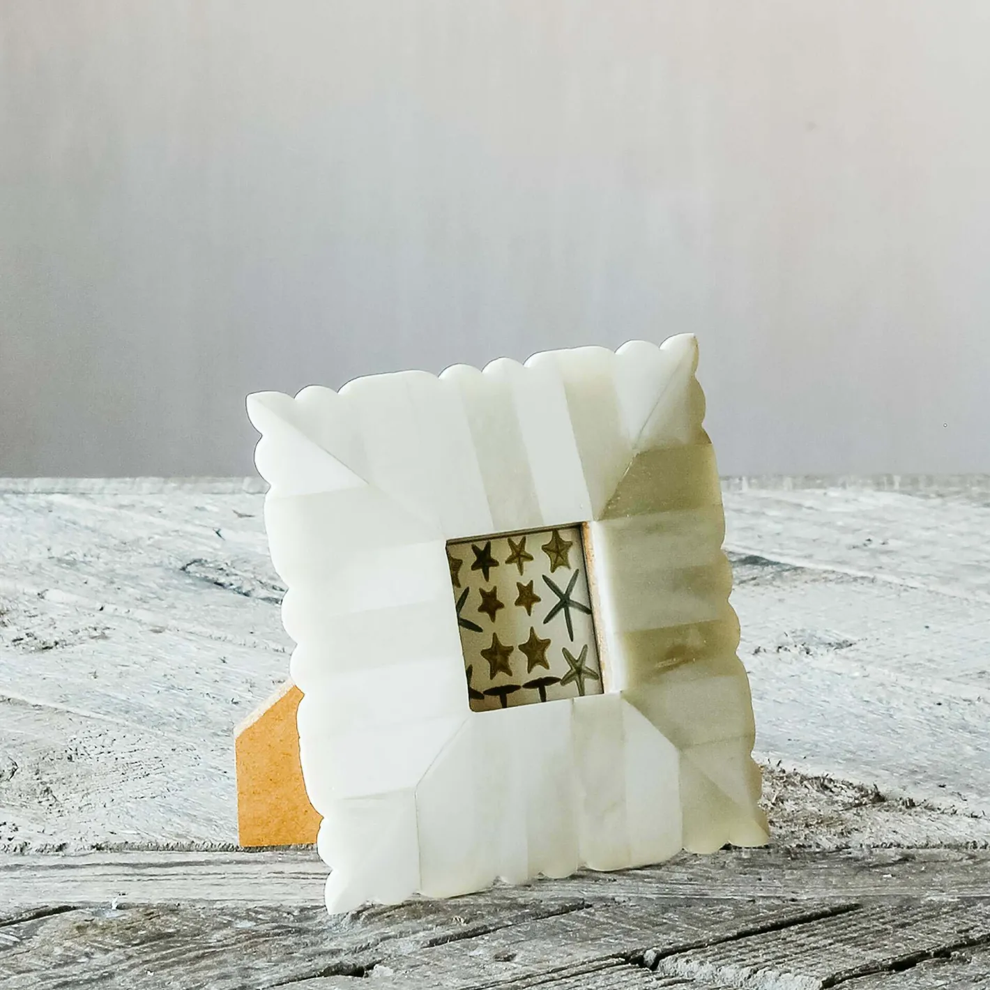 Graham & Green Photo Frames<Scalloped Dome White Bone Square Frame