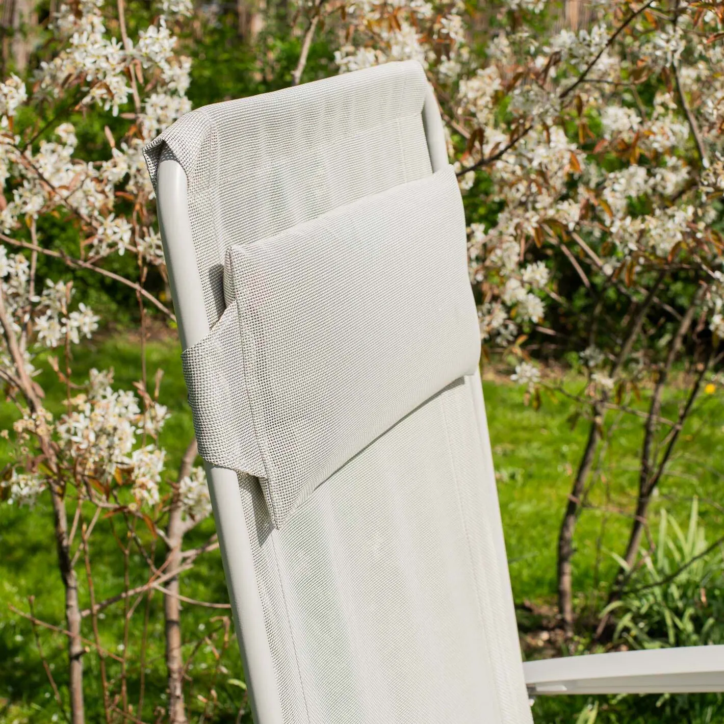 Graham & Green Garden Chairs & Sofas|Garden Chairs & Sofas<Seigle White Reclining Garden Chair
