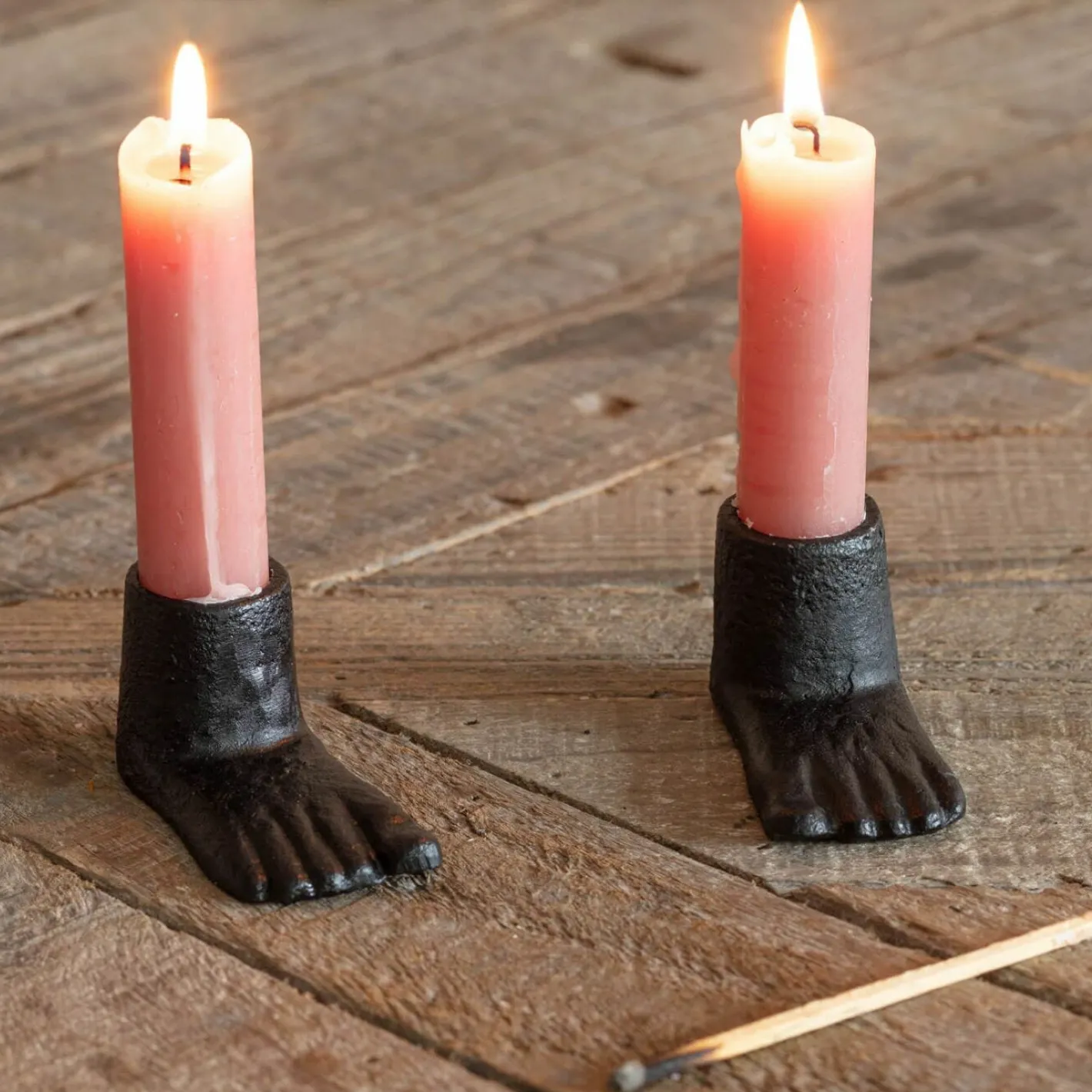 Graham & Green Candle Holders & Candles<Set of Two Cast Iron Feet Candle Holders