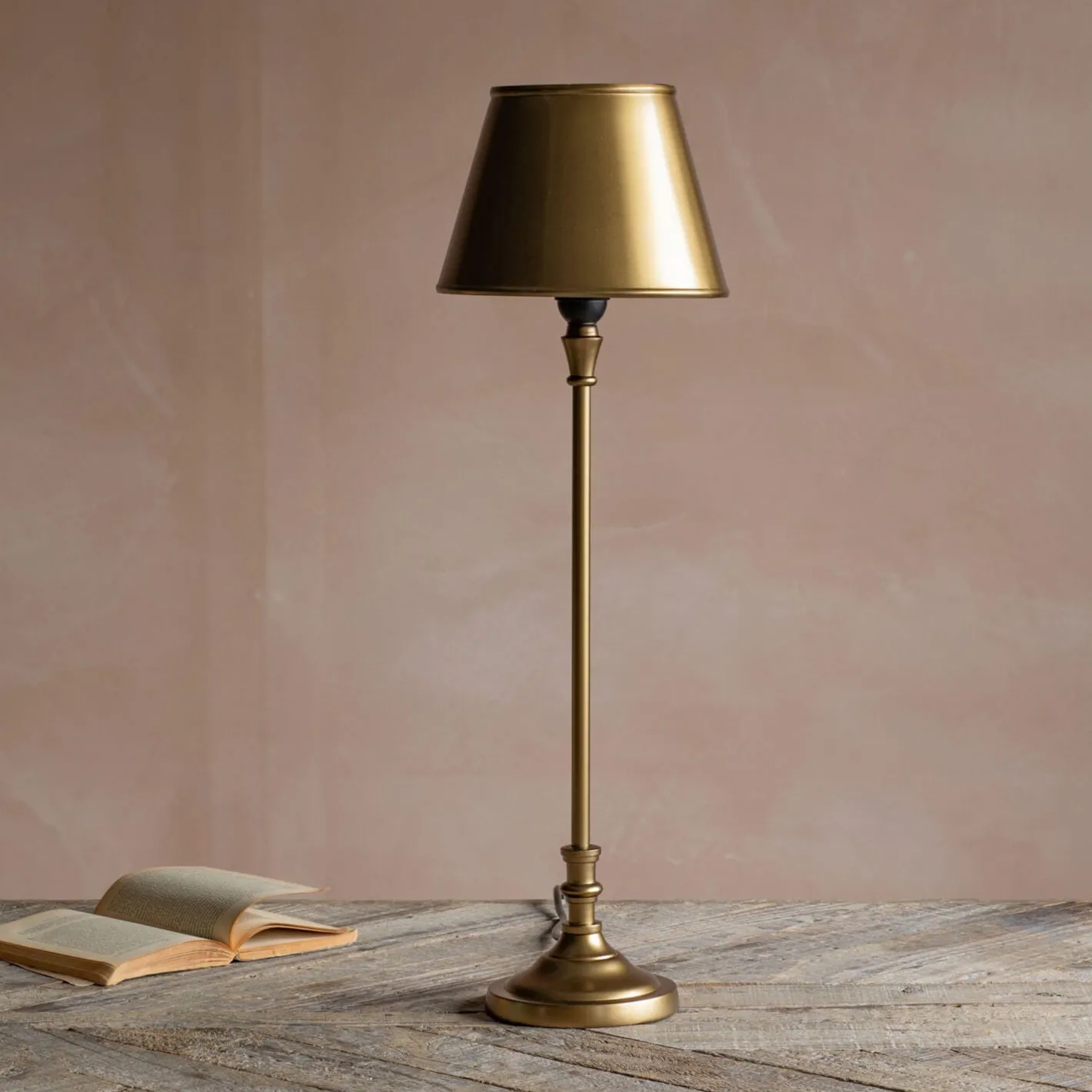 Graham & Green Table Lamps<Slim Antique Brass Table Lamp with Shade