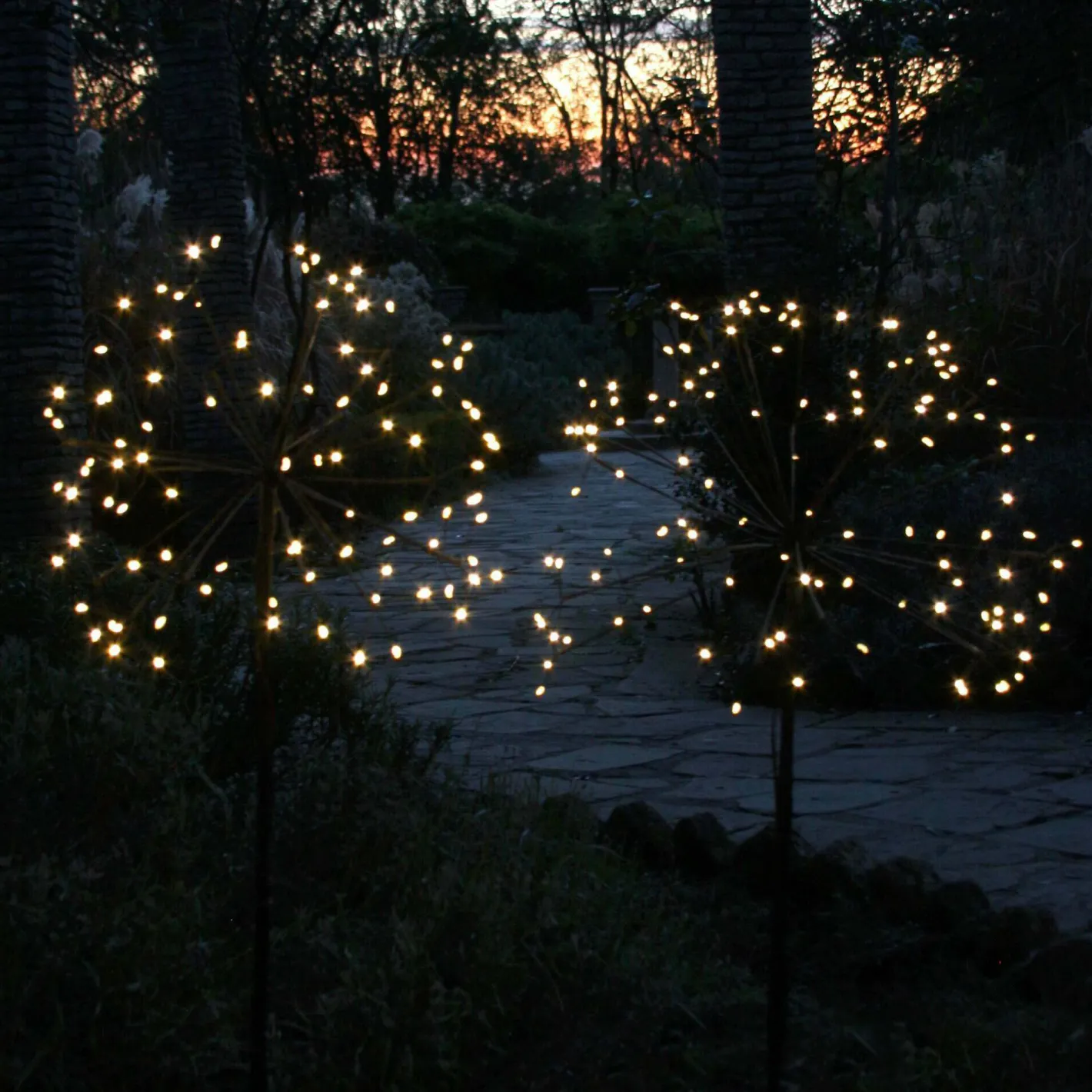 Graham & Green Garden Lights|Outdoor Lights<Small Outdoor Dandelion Light