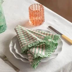 Graham & Green Table Cloths & Napkins|Table Cloths & Napkins<Sundae Green and Pink Frill Napkin