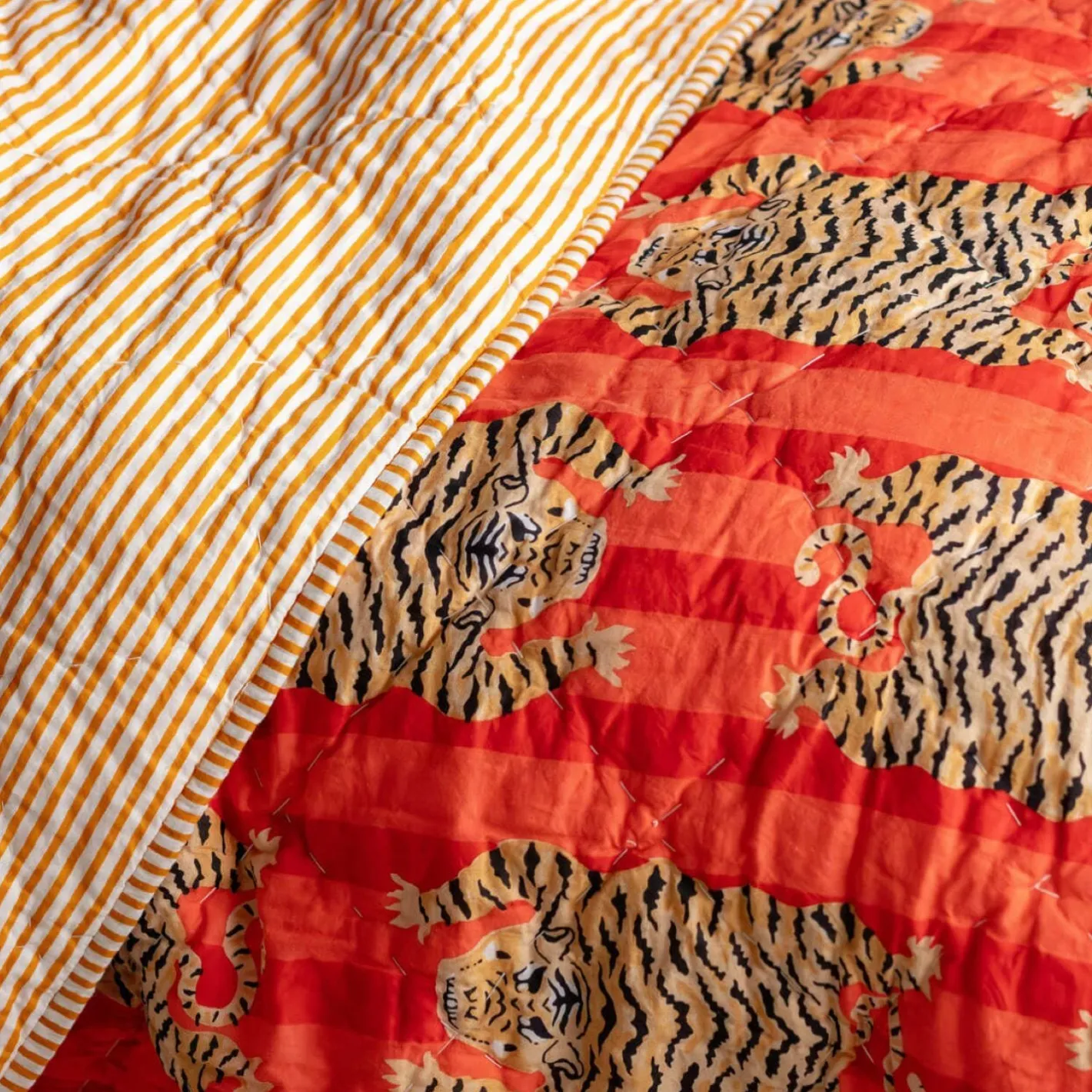 Graham & Green Quilts & Bedding<Tiger and Orange Stripe Reversible King Size Quilt