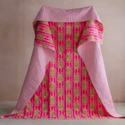 Graham & Green Quilts & Bedding<Tiger and Pink Stripe Reversible King Size Quilt