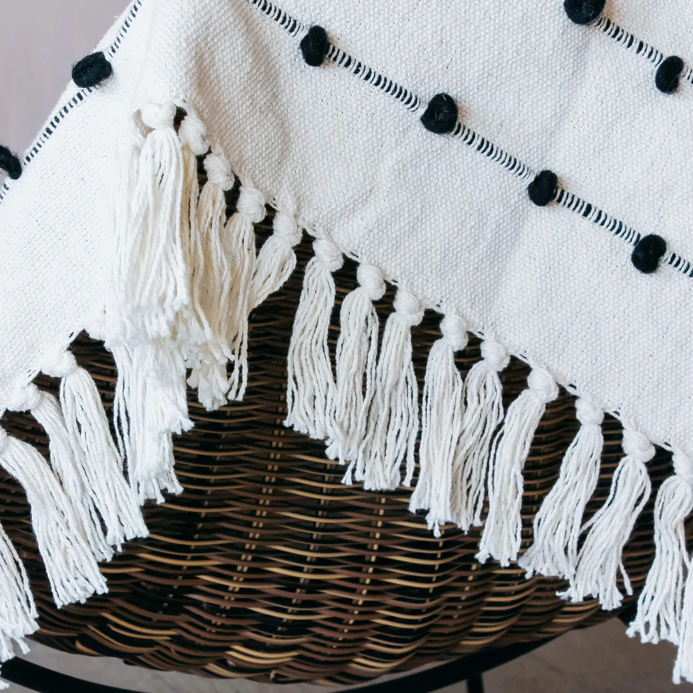 Graham & Green Sofa Throws|Throws & Blankets<Trinx Black and White Throw