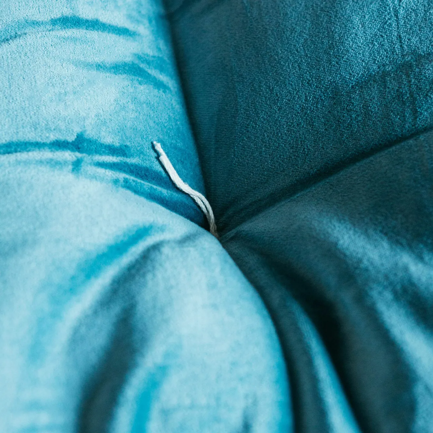 Graham & Green Seat Pads & Bed Rolls|Seat Pads & Bed Rolls<Velvet Bed Rolls with Striped Reverse