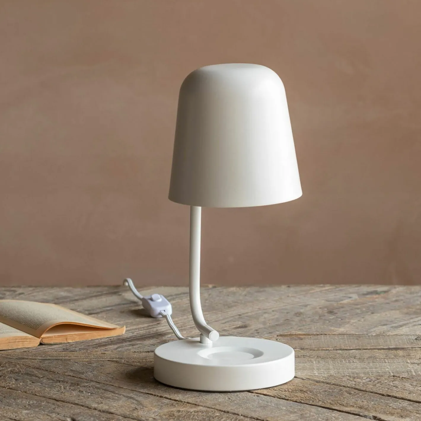 Graham & Green Table Lamps<White Angled Table Lamp
