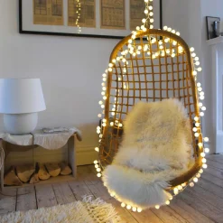 Graham & Green String Lights<White Pom Pom Garland